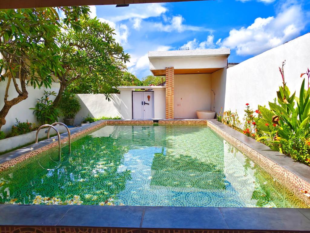 Πισίνα στο ή κοντά στο Private Pool Villas Seven Twenty Kuta