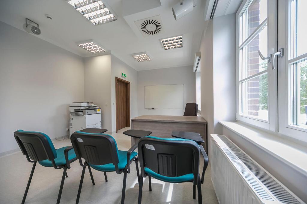 Kuchyň nebo kuchyňský kout v ubytování Centrum Żeglarskie