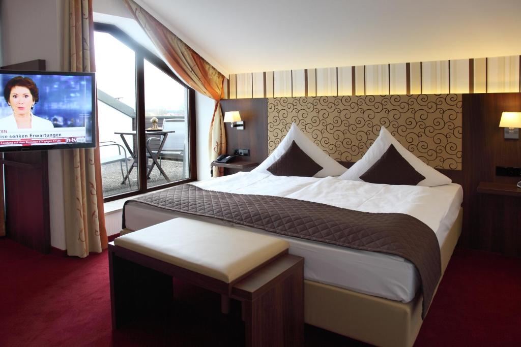 Lobinger-Parkhotel - Quadruple Room