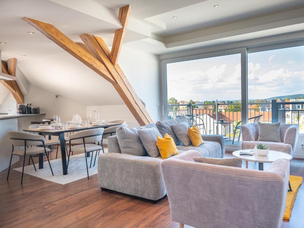 Posezení v ubytování GreenTreeHomes - Penthouse Willow