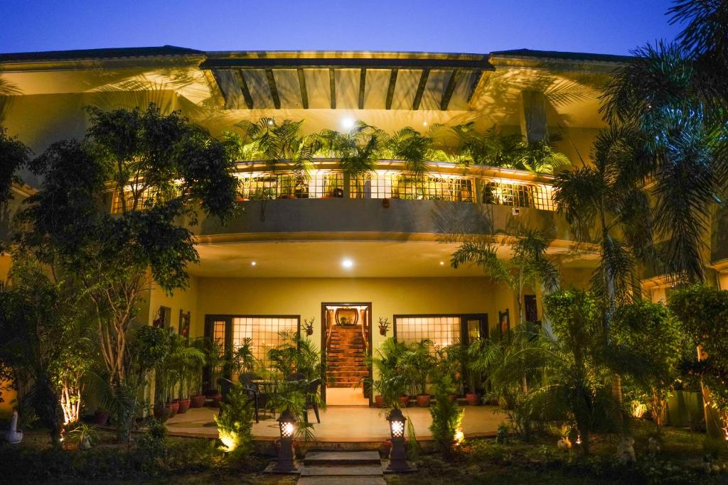 Κήπος έξω από το Marigold House