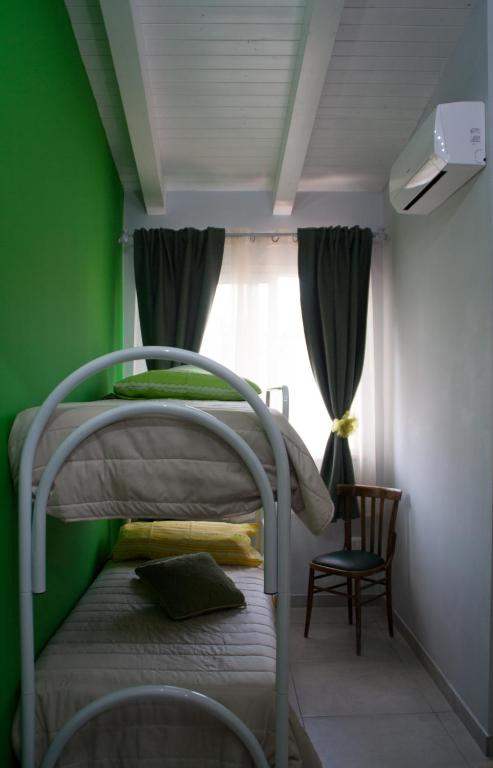 The Liberty Palace - Budget Tweepersoonskamer Met 2 Aparte Bedden