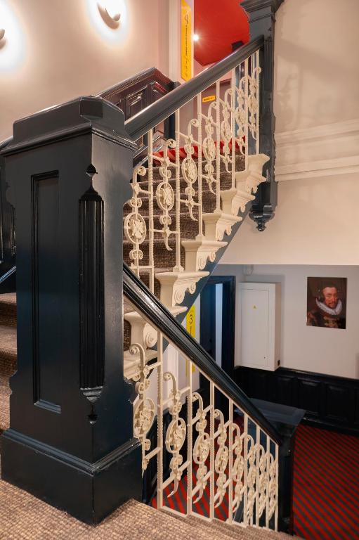 City Hotel - Resim 26