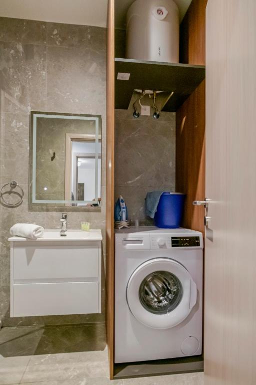 HORIZON SUITES by the Sea - 13