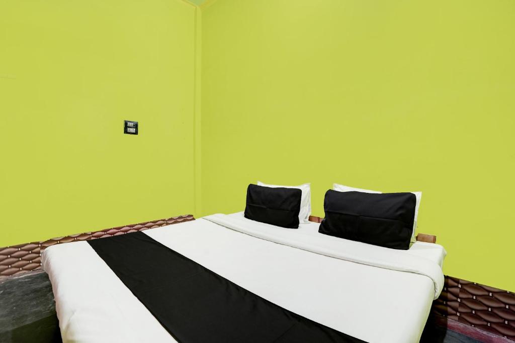 Fotografie z fotogalerie ubytování SPOT ON Shiva Family Restaurant Guest House v destinaci Bijnor