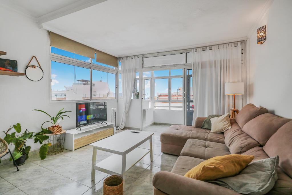 Leo's House Las Canteras 1BR