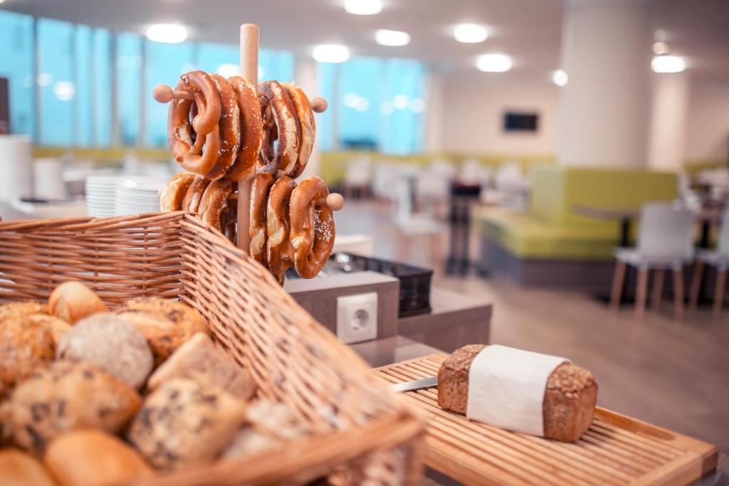 Tulip Inn München Messe - Resim 5