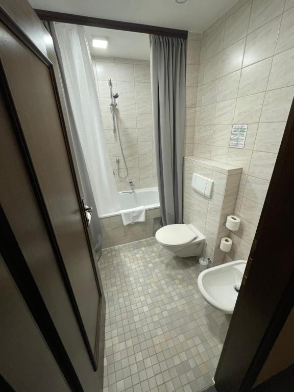 Hotel-Restaurant Batzenhäusl - Resim 4