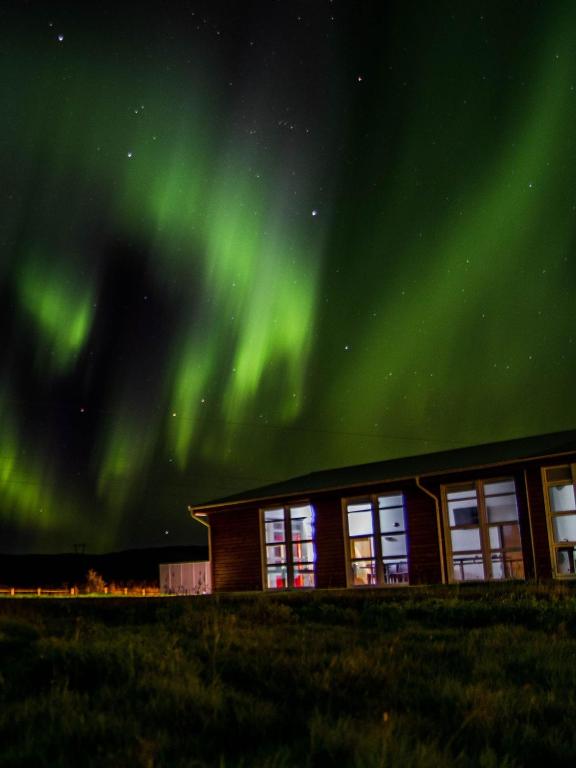 惠拉盖尔济埃尔德斯塔酒店的天空中极光之家公寓