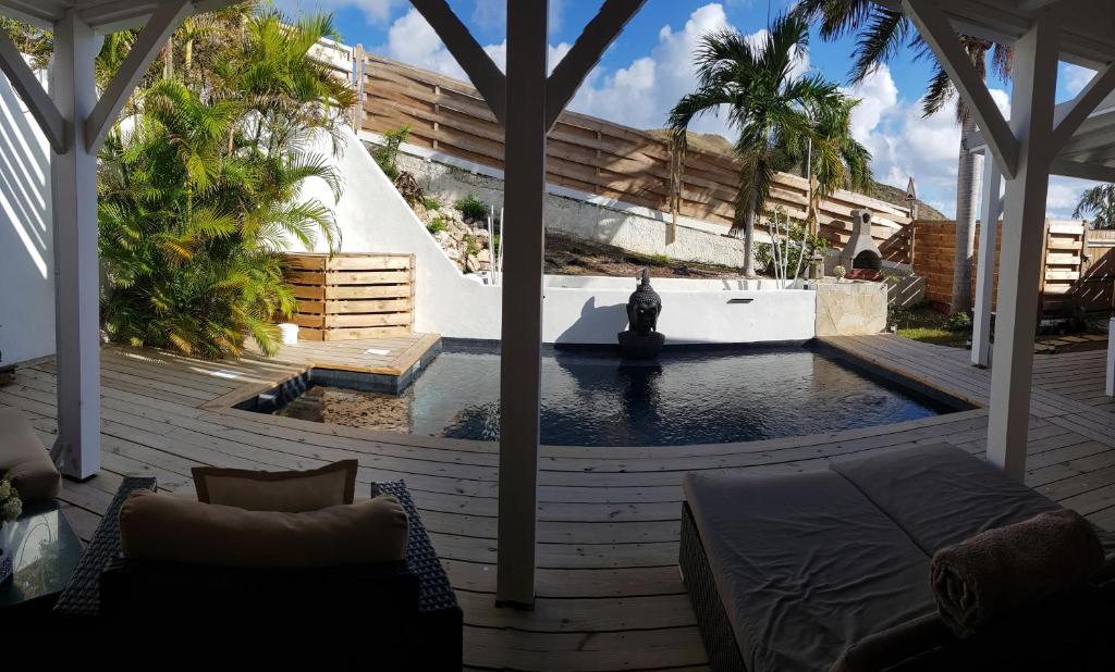 Πισίνα στο ή κοντά στο Maison des îles