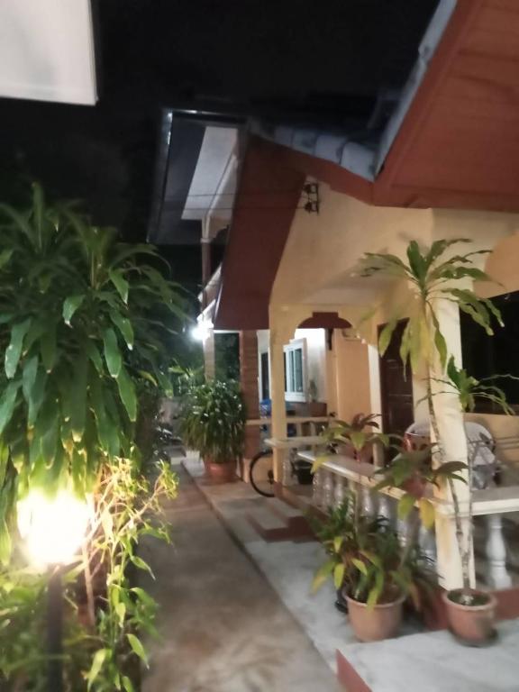 Wattana Bungalow - 6