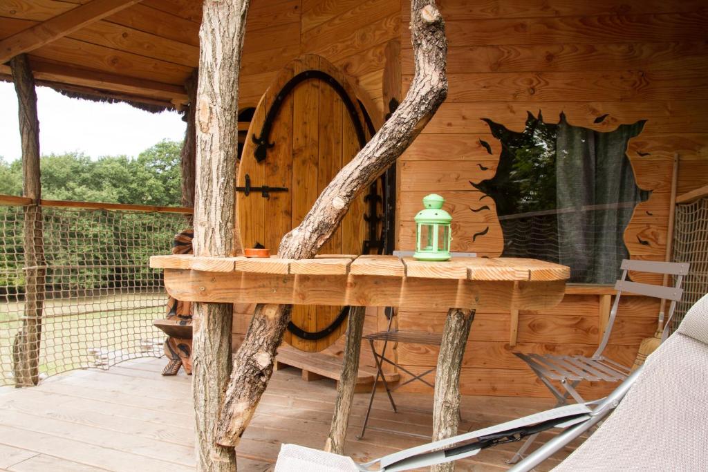 Domaine La Roche Bellin - Boomhut