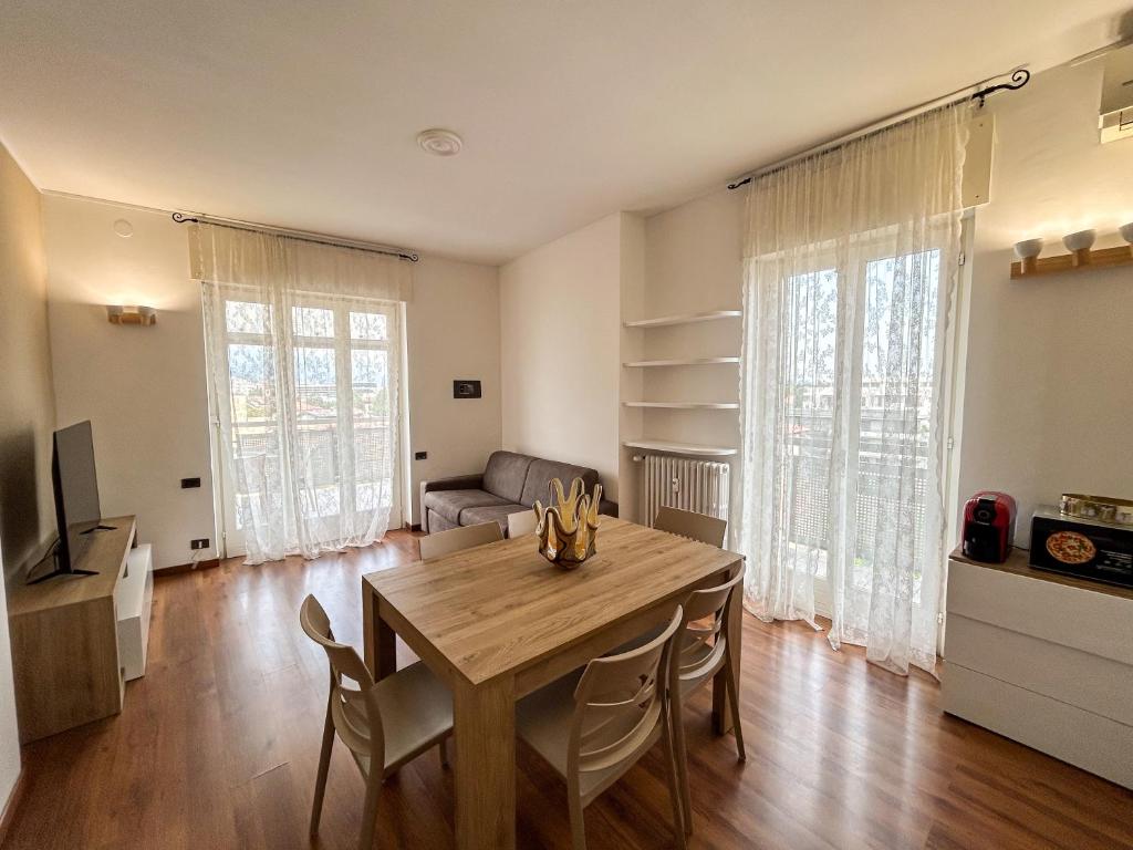 Dapur atau dapur kecil di SkyLoft Bergamo - Attico Chic con Panorama Unico