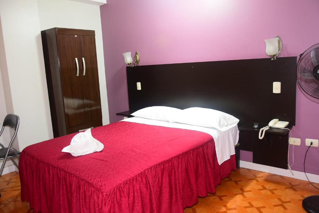 Fotografie z fotogalerie ubytování HOSTAL ELIAS hipolito unanue nro 475 v destinaci San Antonio