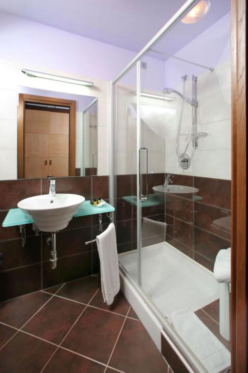 Regent Beachotel - Double Room With Balcony