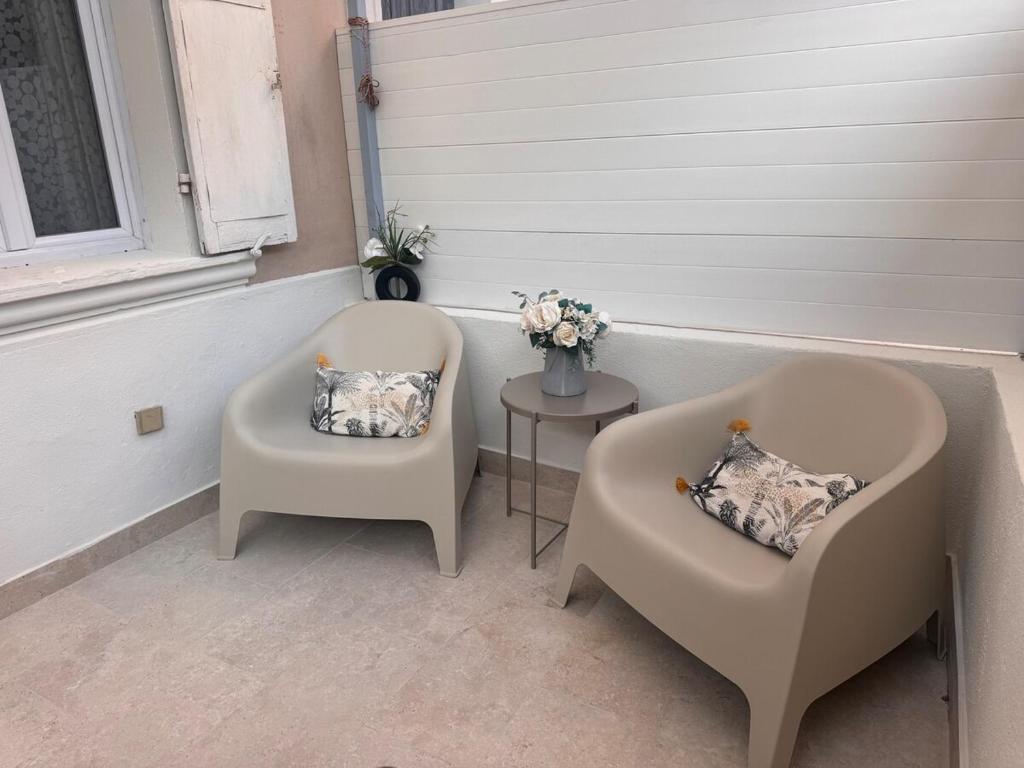 Zona de estar de Appartement cosy à Toulon