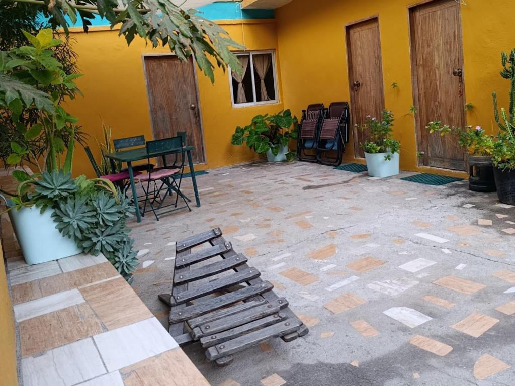 Un patio o zona al aire libre en Gîte hicking bas