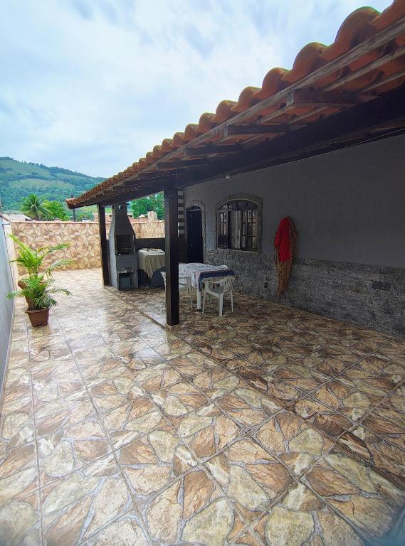 Το κτήριο όπου στεγάζεται  η παραθεριστική κατοικία