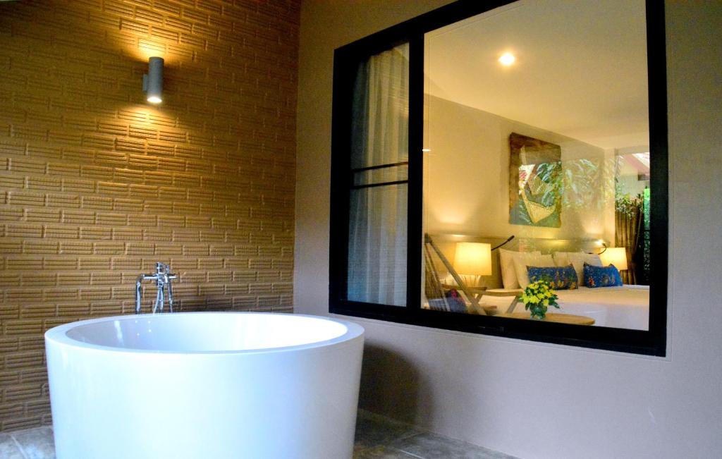 Deevana Krabi Resort - Grand Deluxe Double Or Twin Room With Bathtub