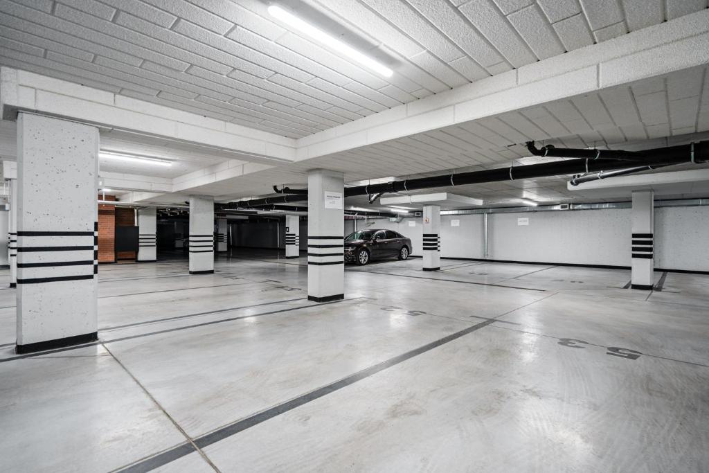 Gdańsk Old Town Scala F suites with Parking by Lion Apartments - 10