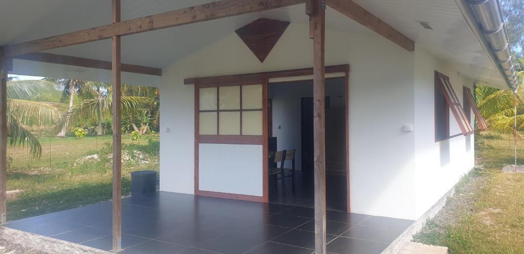 Κήπος έξω από το Atau Fare CK