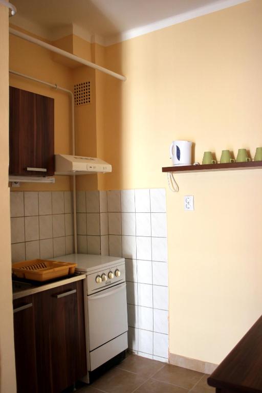 Kuchyňa alebo kuchynka v ubytovaní Veva Apartman - Eger Magánszálláshely