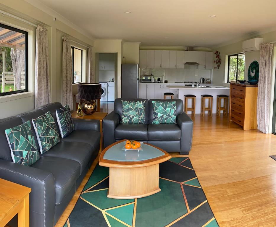 Kohinui Glade Holiday Cottage