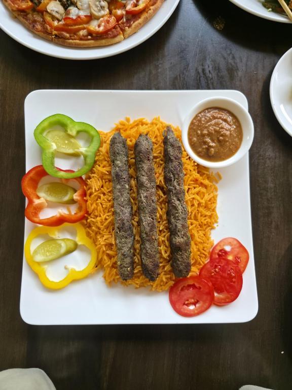 Boss Suites Nana Hotel - Resim 10