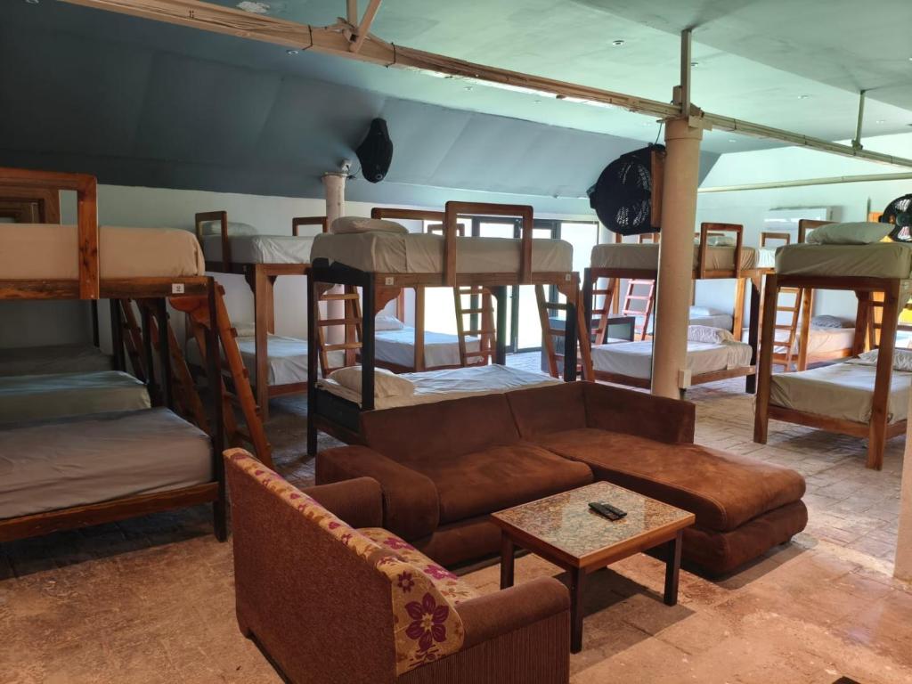 Χώρος καθιστικού στο Hostal Iker Tulum