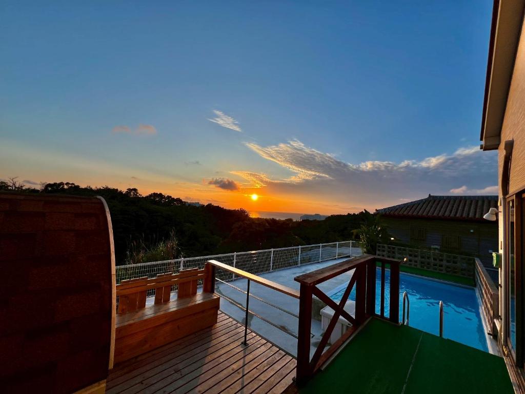 Πισίνα στο ή κοντά στο Hanare AOZORA