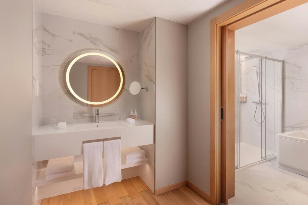 Delta Hotels by Marriott Azores - Resim 28