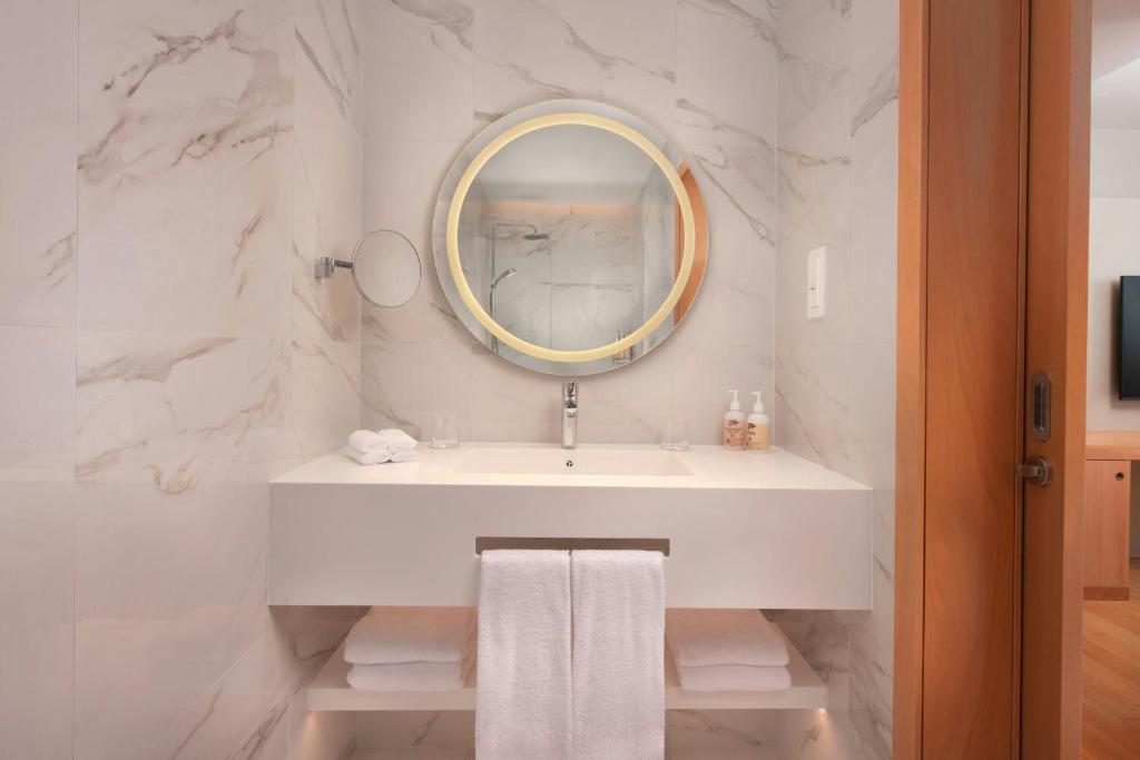 Delta Hotels by Marriott Azores - Resim 29