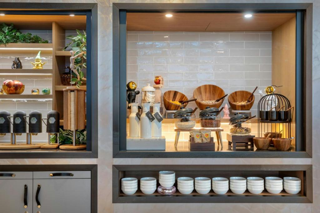 Moxy Hamburg - Finkenwerder - Resim 43