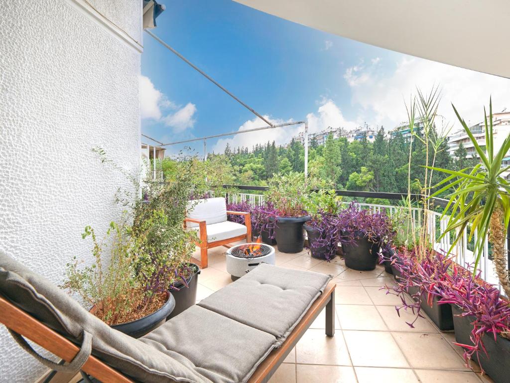 Pagrati Gem, Park Views, 600Mbps Near Kallimarmaro
