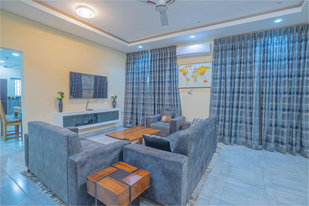 TV a/nebo společenská místnost v ubytování KAJAZZ properties