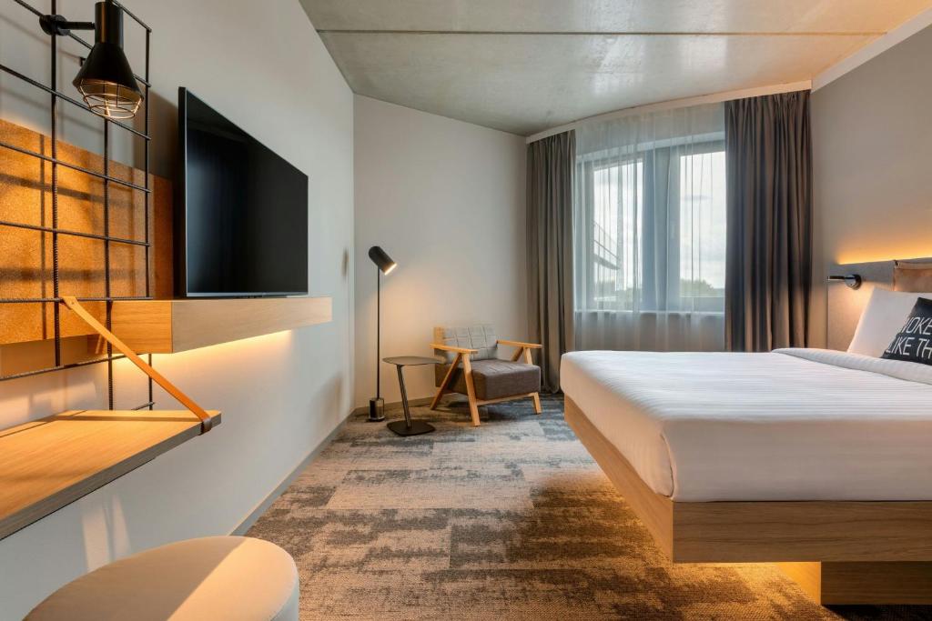 Moxy Hamburg - Finkenwerder - Resim 32