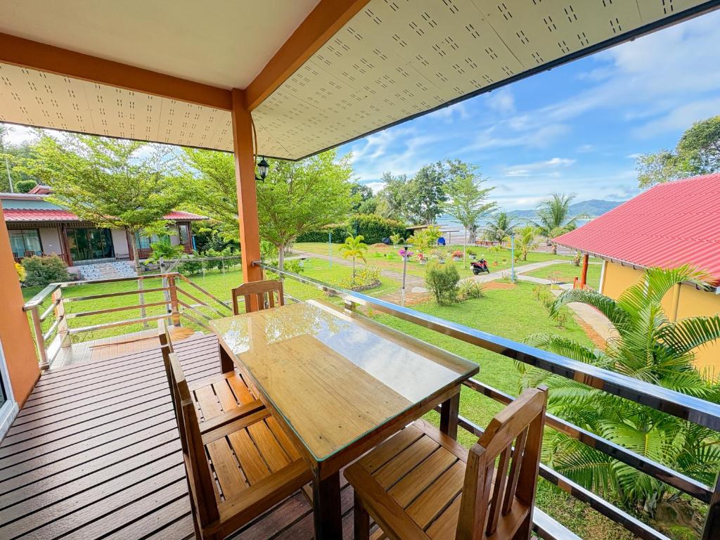 Rimlay Bay View - 13