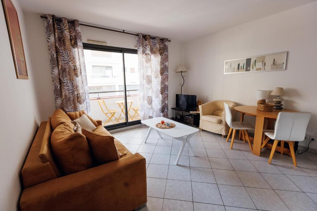 Χώρος καθιστικού στο Studio Cannes Center - 6 min Palais of Festivals