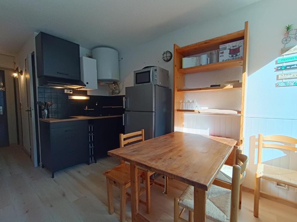 Kuchyň nebo kuchyňský kout v ubytování Les Tètras