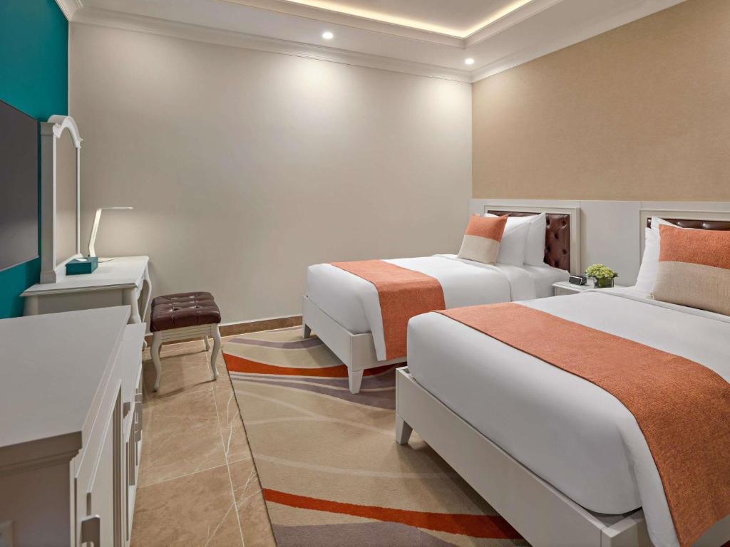 Privilege Luxe Family Room with One Double Bed and Two Single Beds