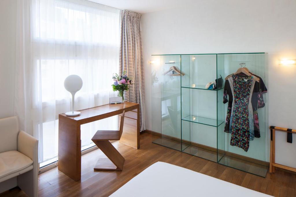 Hôtel La Pérouse - Superior Room