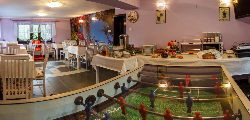 Jedlo v ubytovaní bed & breakfast alebo blízkom okolí