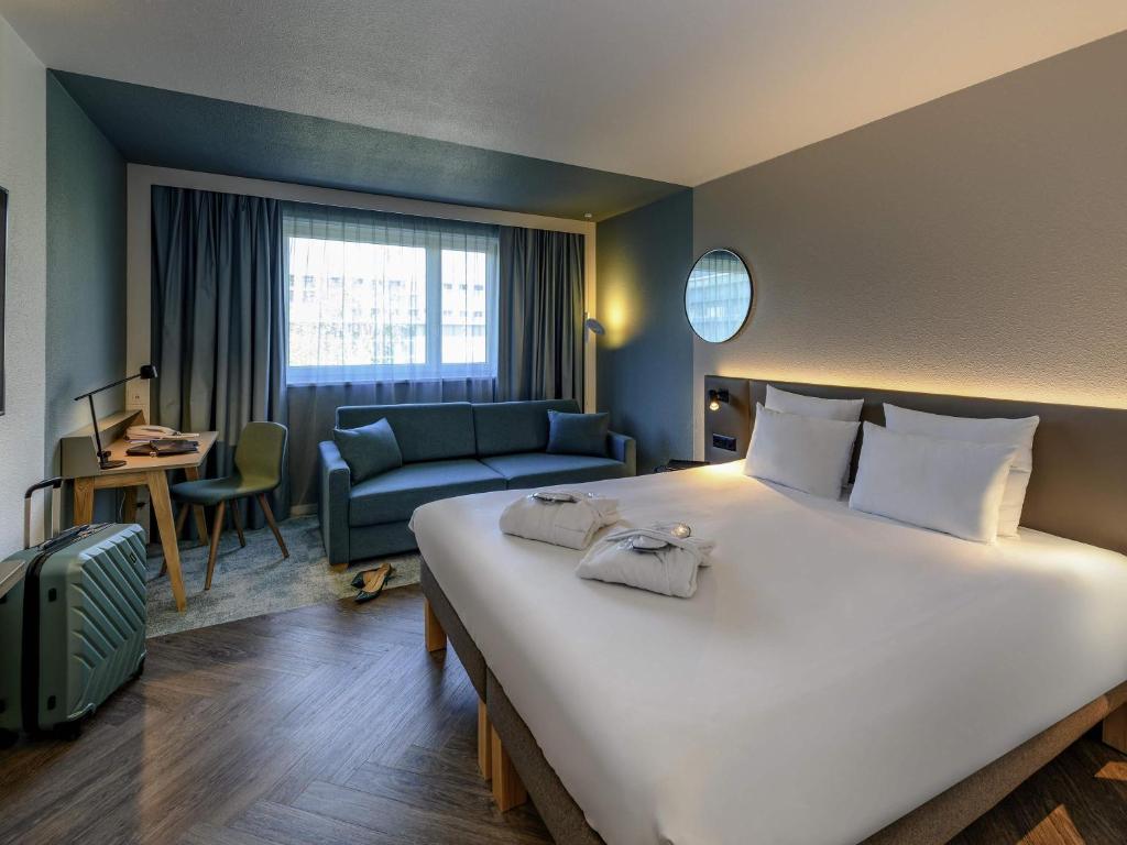 Novotel Zurich City West - Resim 1