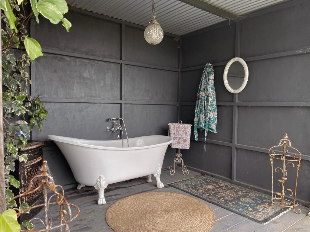 The little cottage - Resim 3