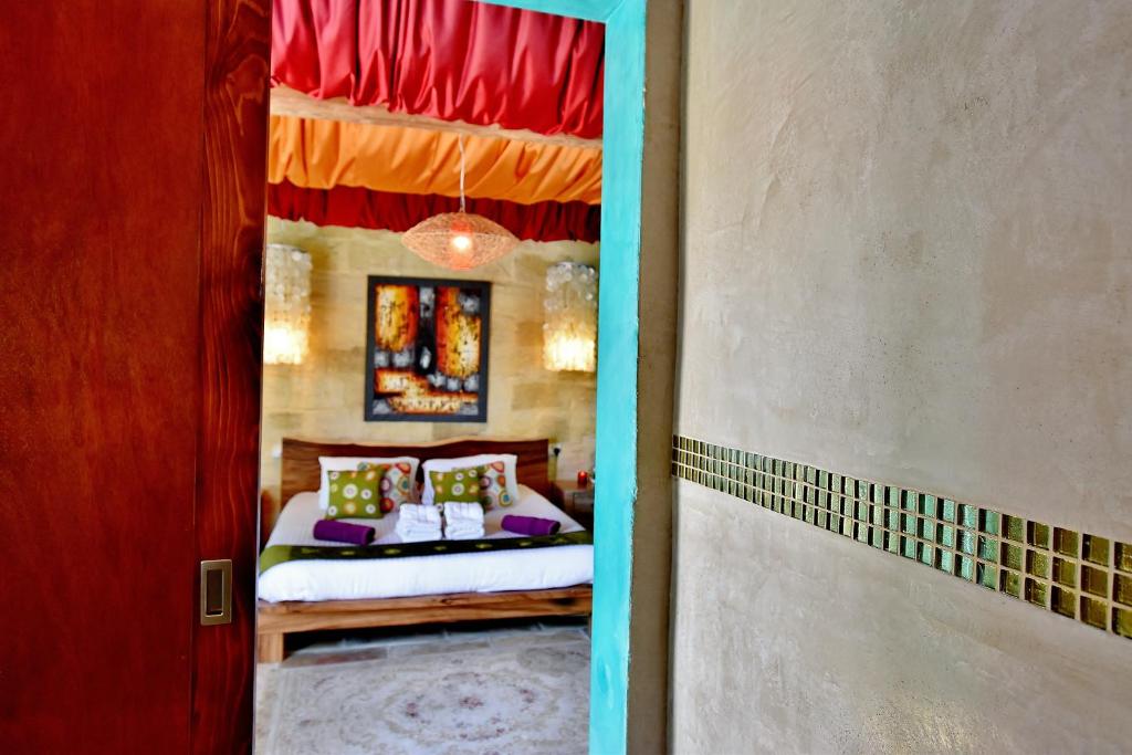 Chapel 5 Boutique Suites B&B - 10