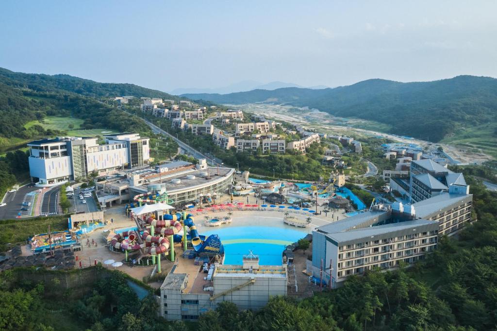 Nespecifikovaný výhled na hory nebo výhled na hory při pohledu z apartmánu