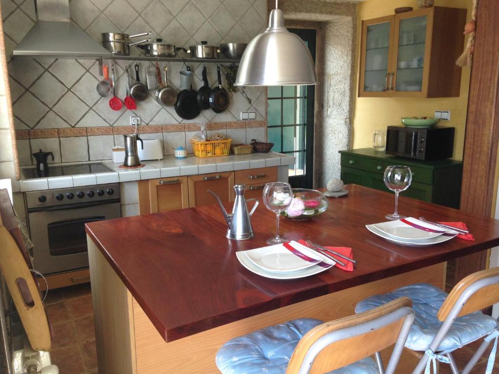 Kuchyňa alebo kuchynka v ubytovaní Casa El Fontán