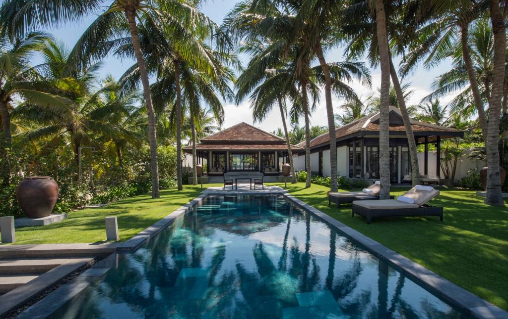 Bazén v ubytování Four Seasons The Nam Hai, Hoi An, Vietnam nebo v jeho okolí