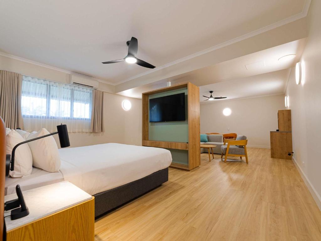 
One-Bedroom Executive Suite 
