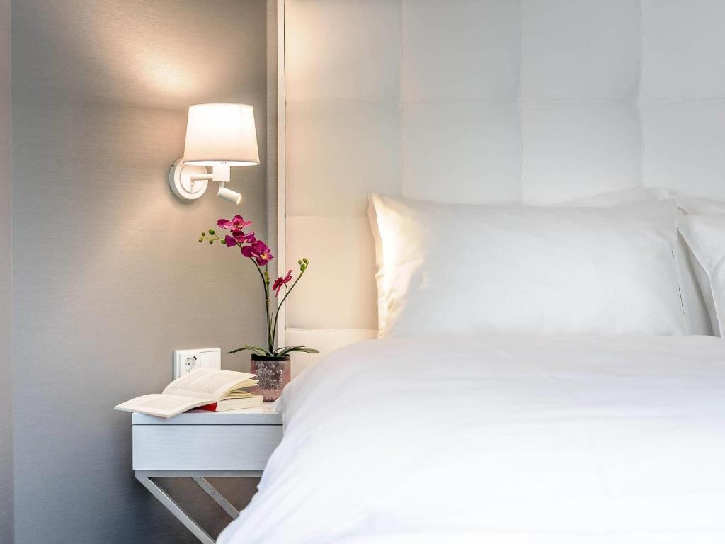 Mercure Hotel Raphael Wien - Resim 8